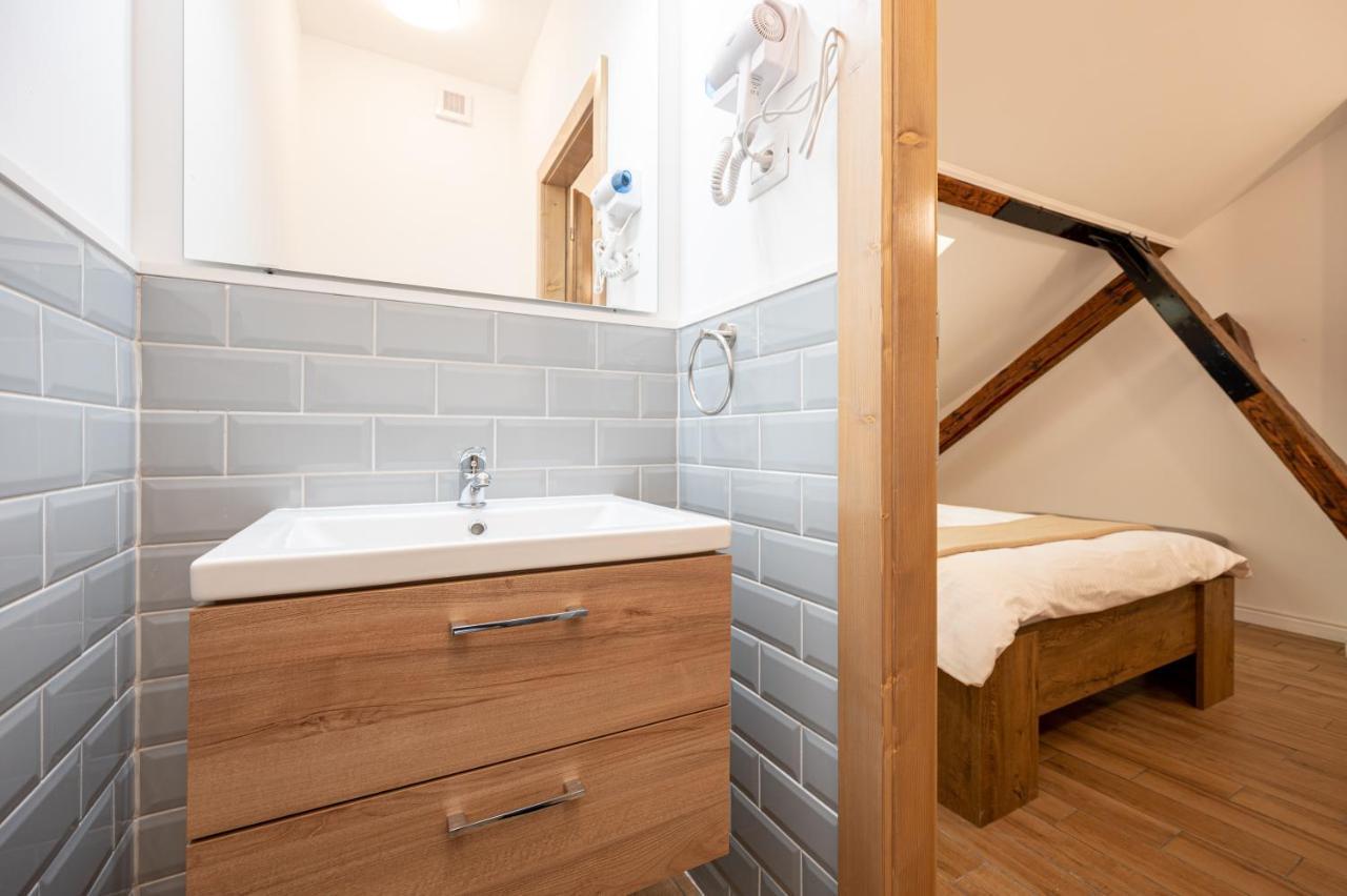 Central Park Rooms Oradea Exterior foto